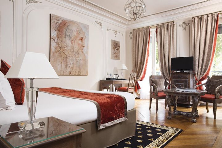 Room 18 of 73