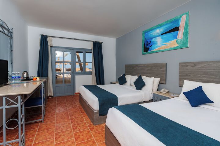 Room 20 of 104