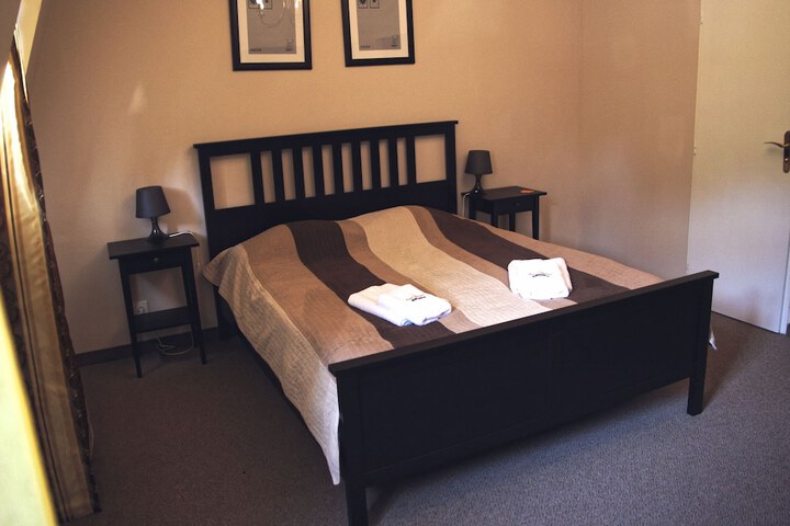 Room 11 of 39
