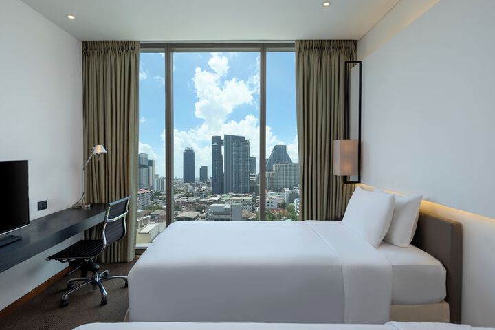 Room 20 of 122