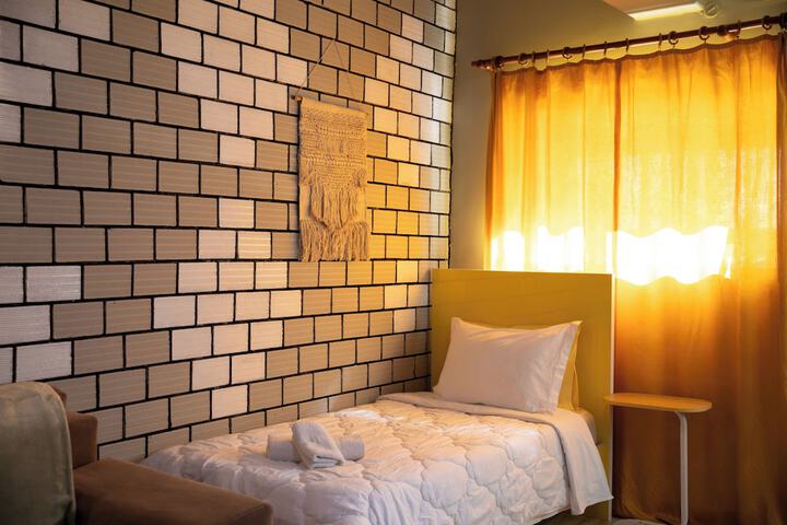 Room 65 of 90