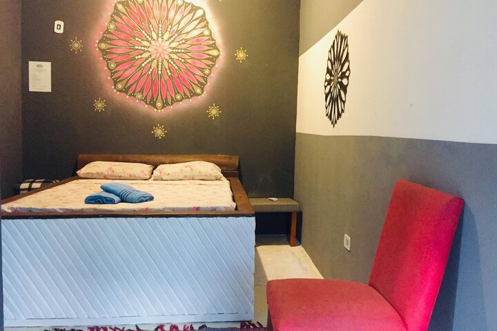 Room 9 of 23