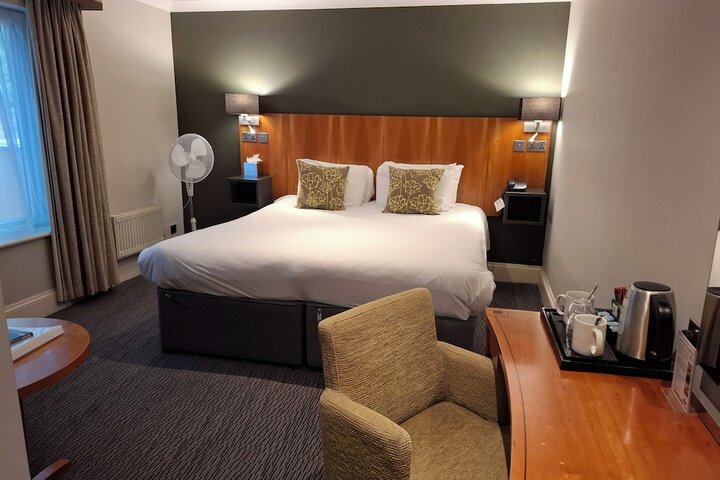 Room 19 of 71