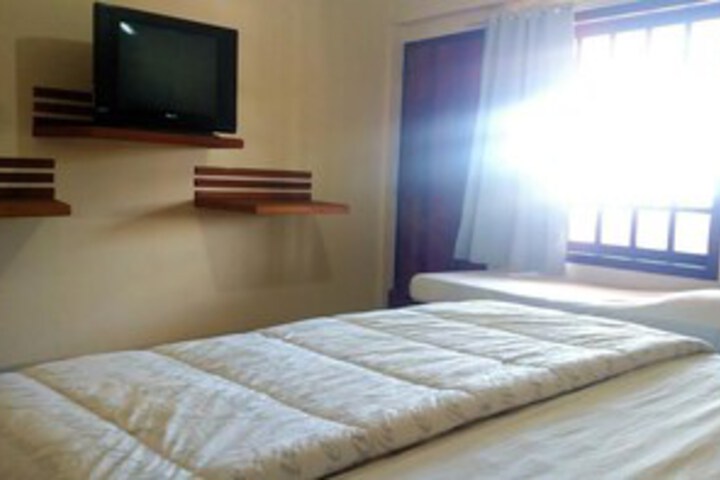 Room 8 of 38