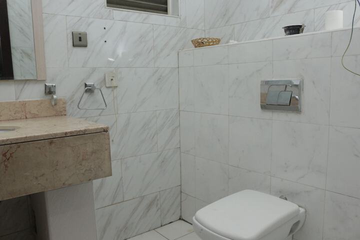 Room 18 of 30