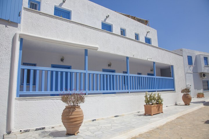 Hotel 56 of 65