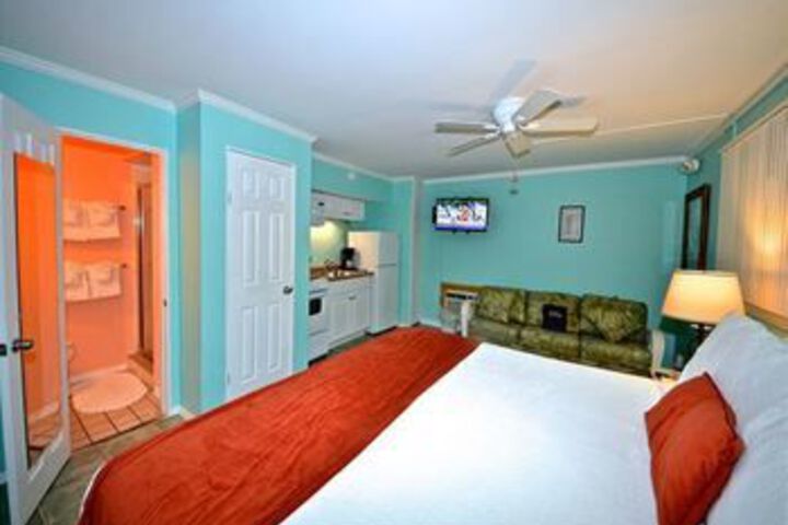Room 17 of 40