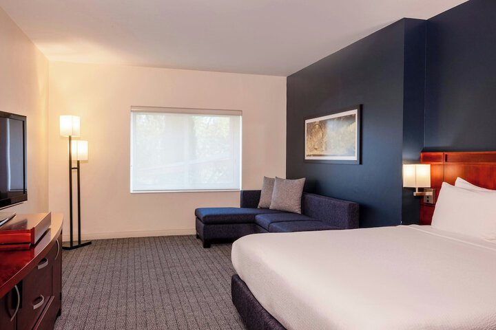 Room 20 of 72