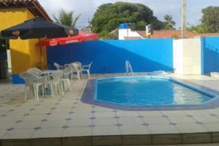 Pool 9 of 11