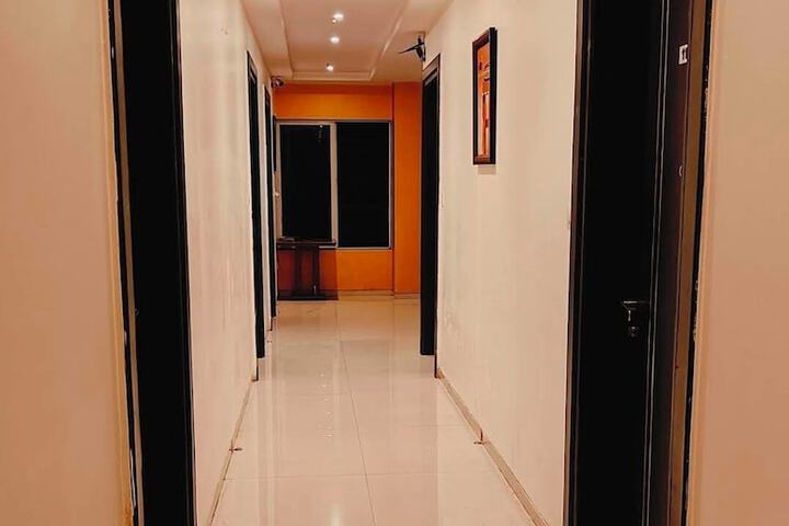 Hotel Interior 2 of 12