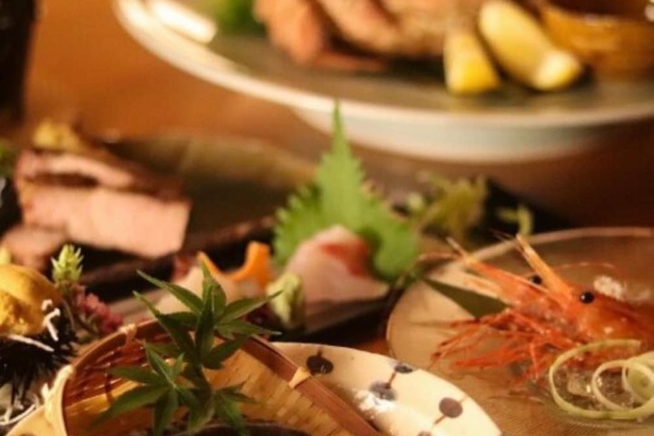 Dining Photos