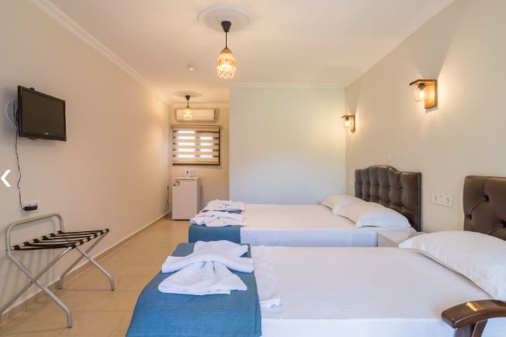Room 3 of 26
