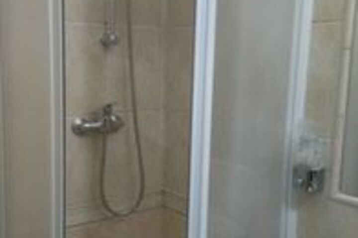 Room 3 of 13