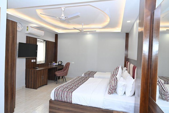 Room 16 of 123