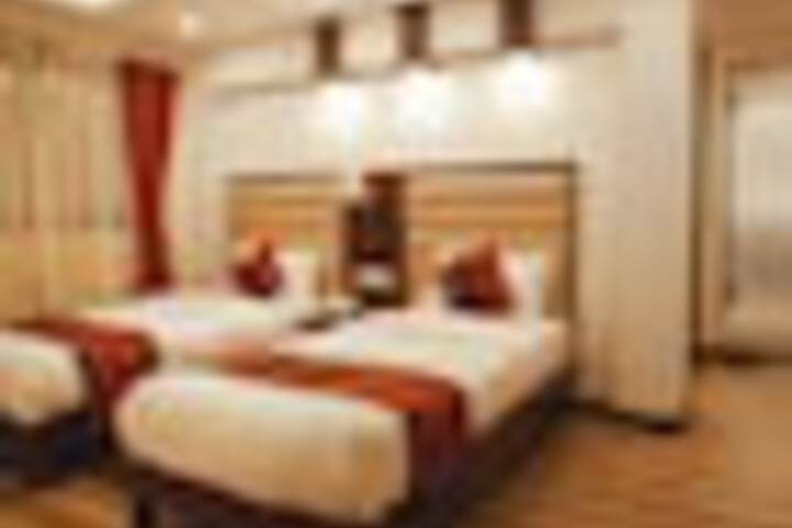 Room 20 of 339