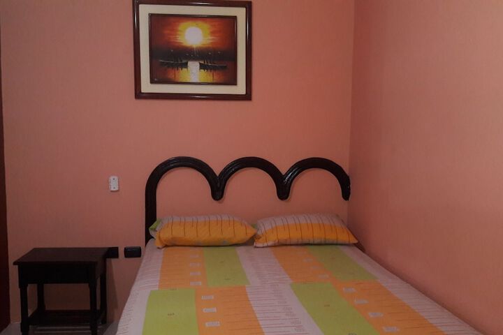 Room 6 of 27
