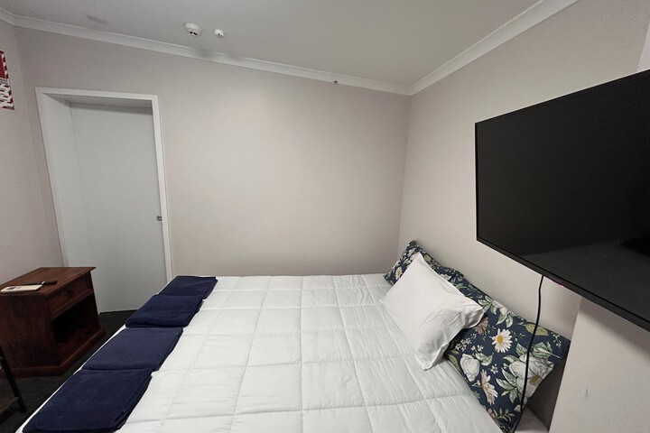 Room 29 of 81