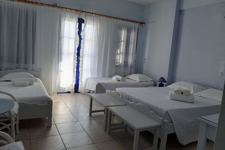 Room 17 of 46