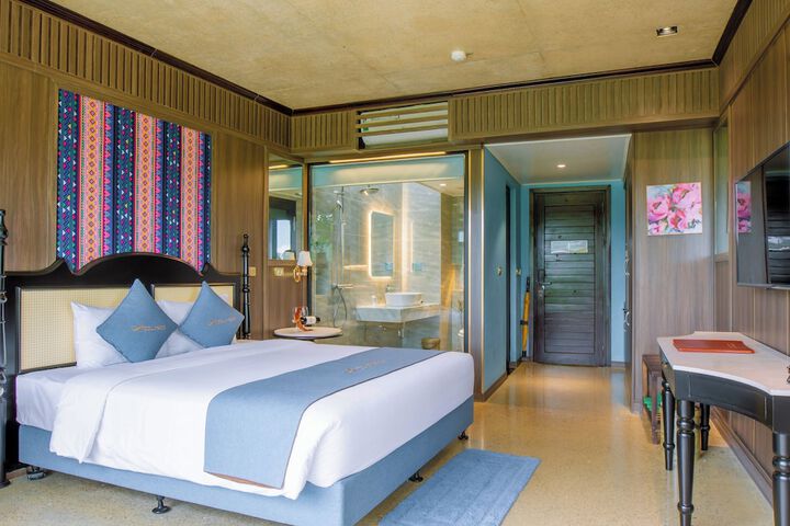 Room 37 of 190
