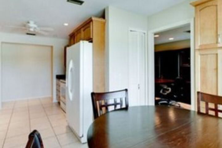 Room 13 of 21