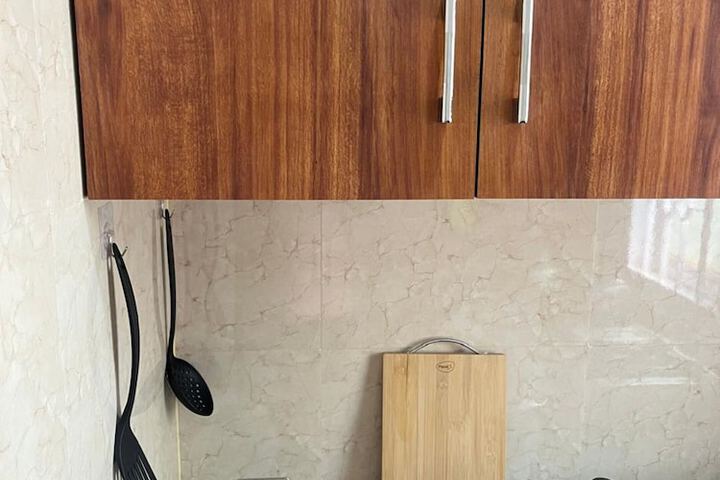 Room 10 of 25