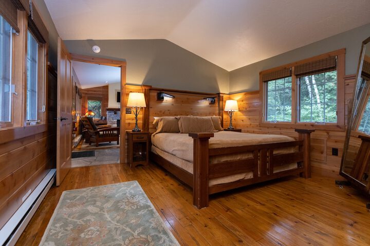Room 36 of 220