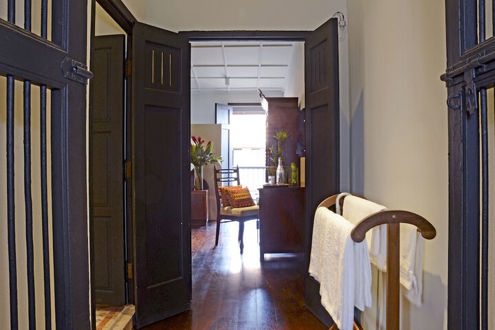 Room 5 of 43