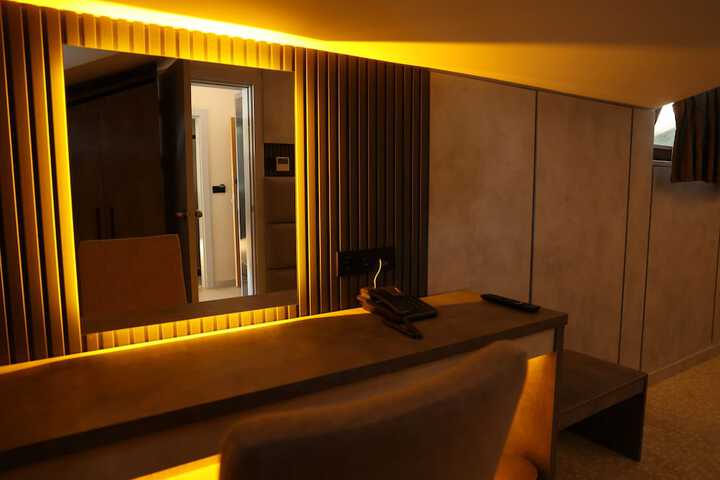 Room 31 of 108