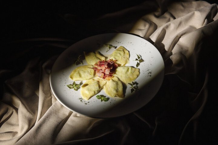 Dining 97 of 121