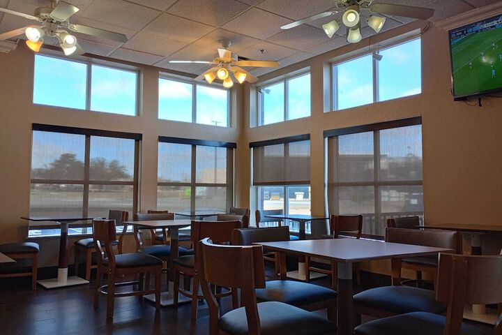 Breakfast/Coffee Service 42 of 46