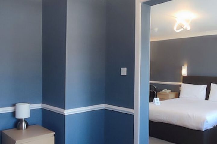 Room 26 of 91