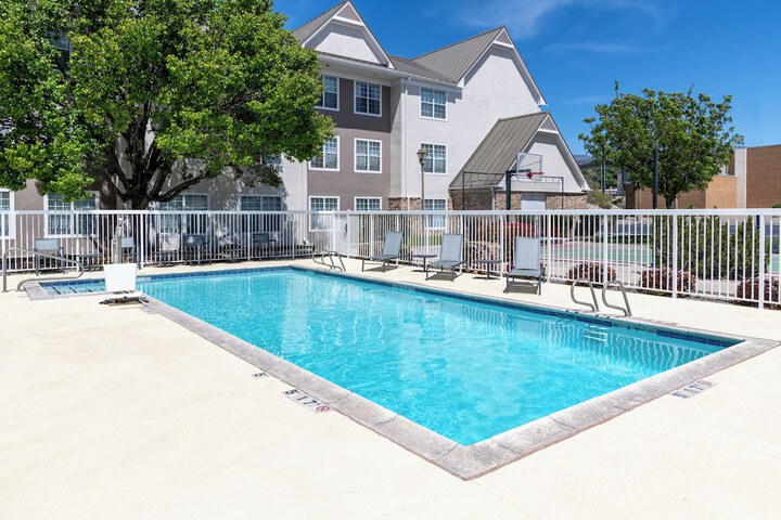 Pool 31 of 46