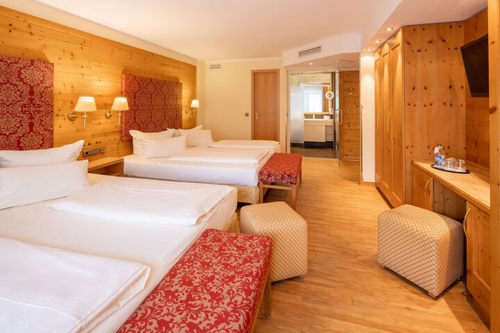 Room 40 of 158