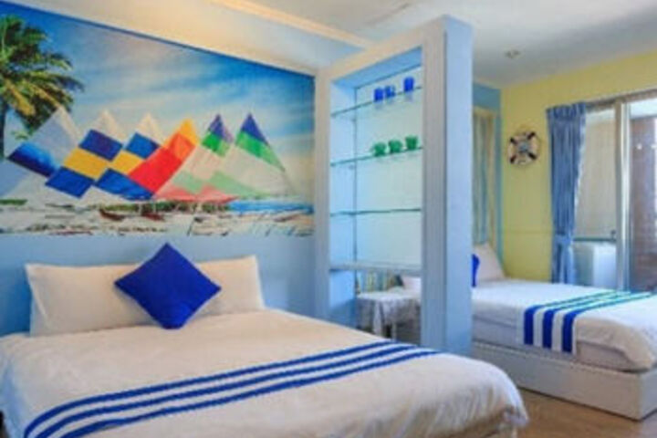 Room 15 of 27