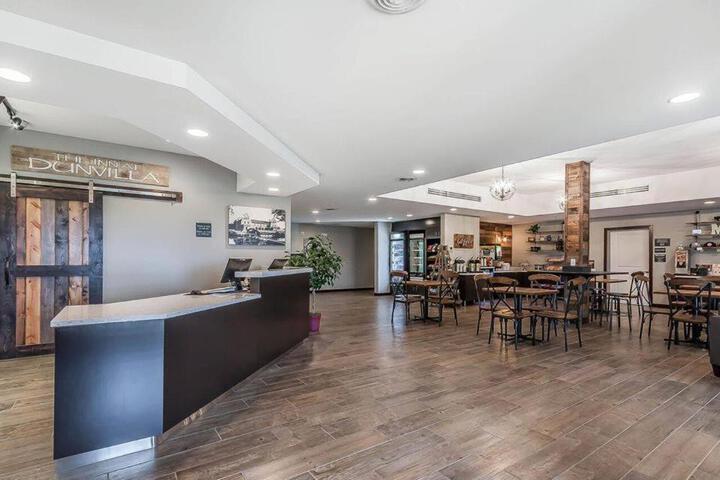 Photo of The Inn at Dunvilla an Ascend Hotel Collection Member