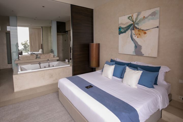 Room 28 of 180