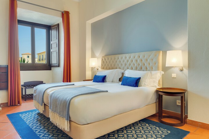 Room 20 of 73