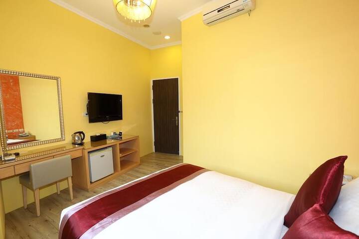 Room 11 of 67