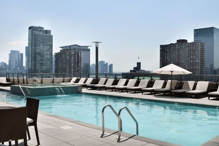 Hotel Pool