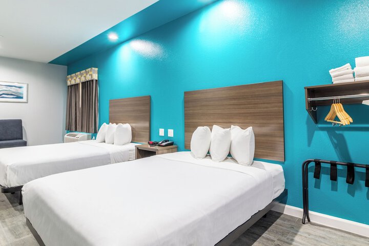 Room 20 of 29