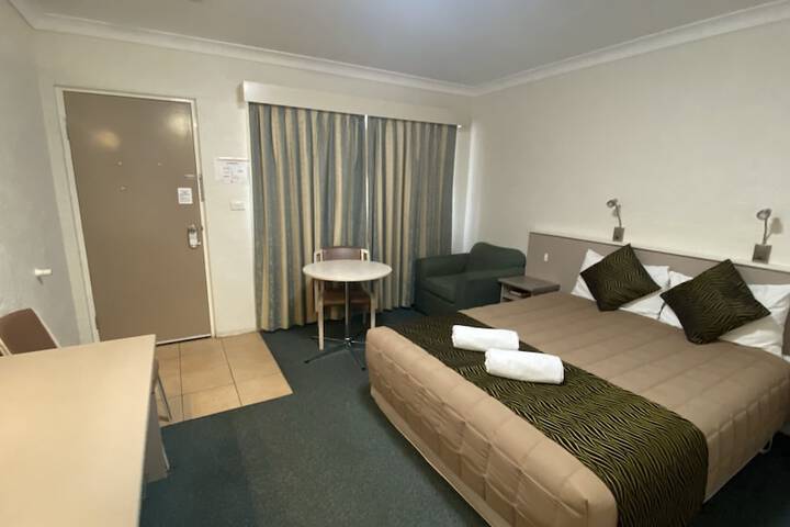 Room 8 of 54