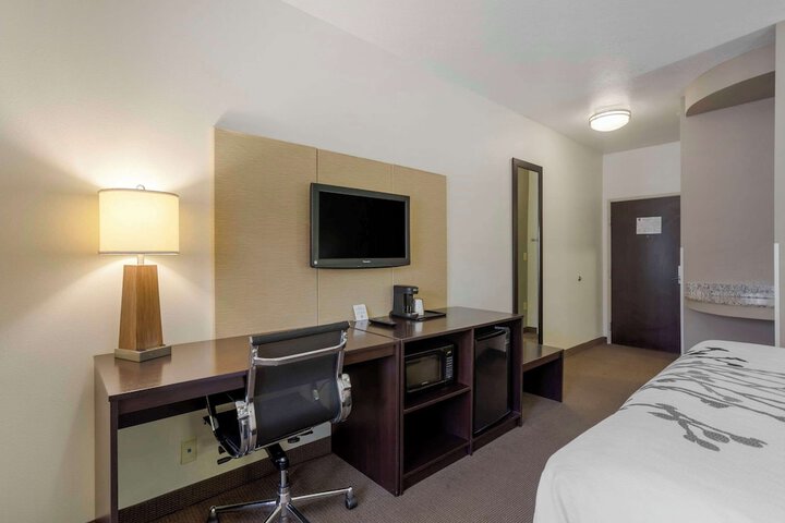 Room 12 of 44