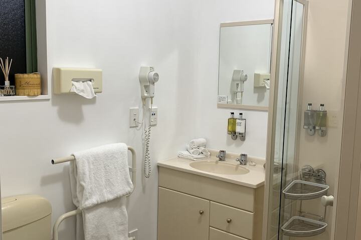 Room 47 of 54