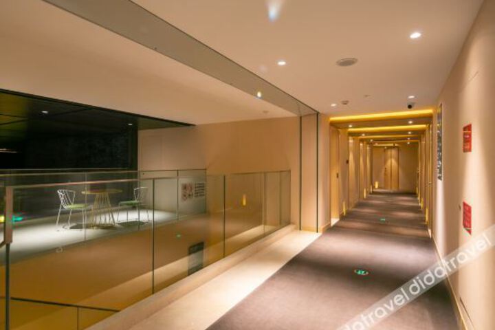 Hotel Interior 17 of 36