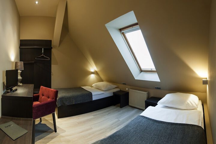 Room 13 of 55