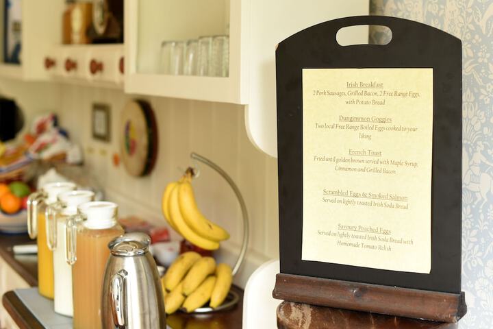 Breakfast/Coffee Service 25 of 50
