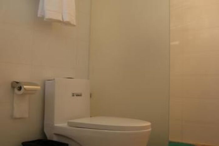 Room 22 of 73