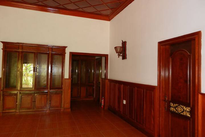 Room 17 of 43