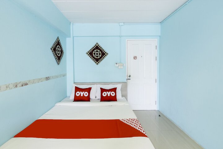 Room 14 of 40