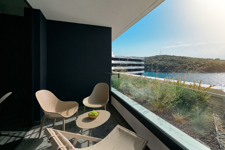 Terrace/Patio 99 of 101